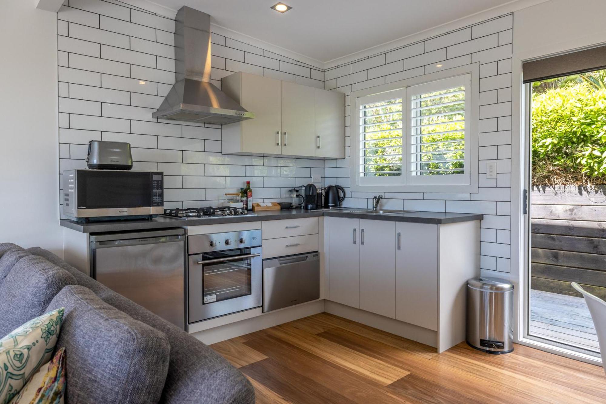 Te Whau Bach Apartments - Stay Waiheke Te Whau Bay Екстериор снимка