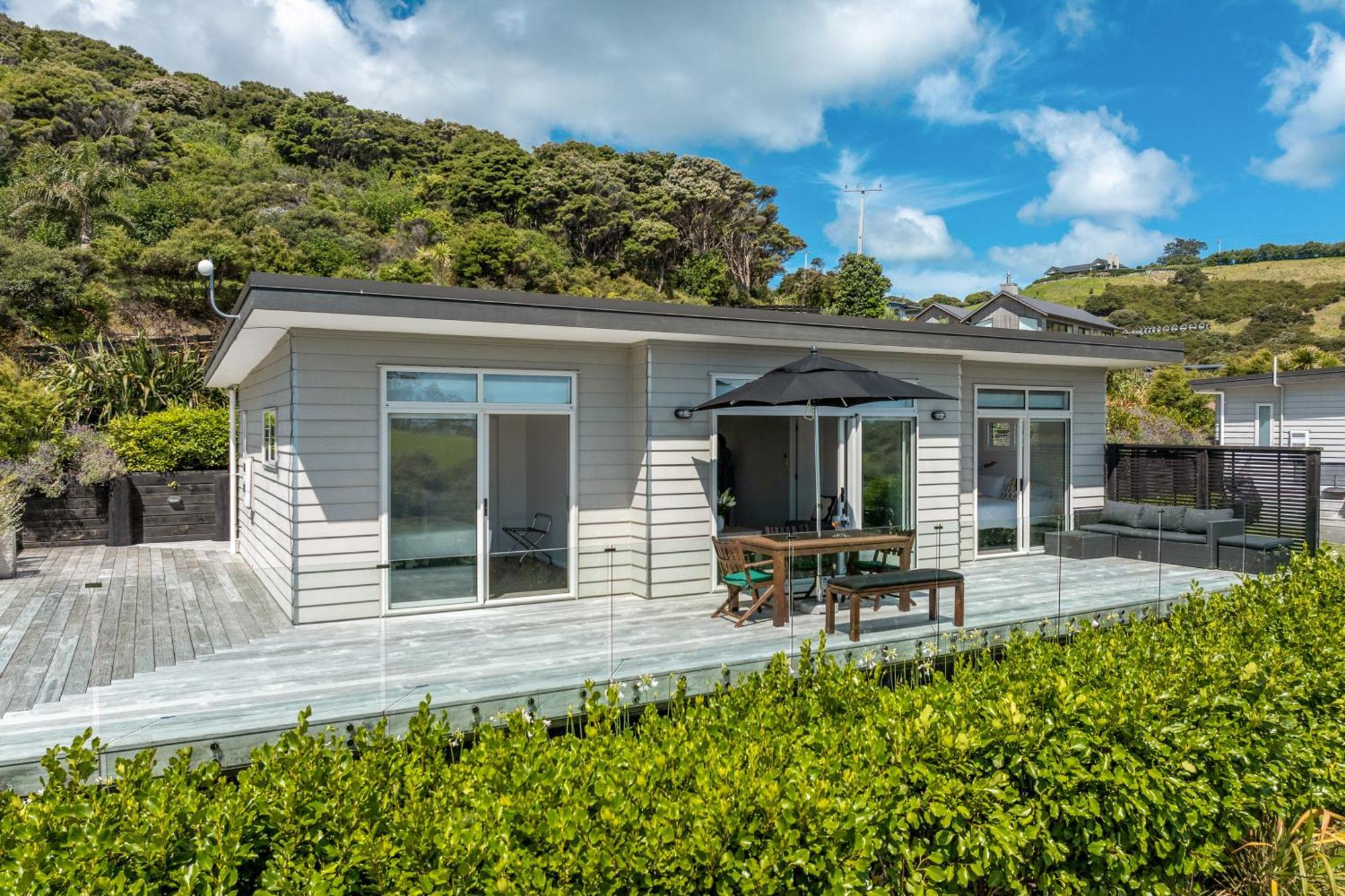 Te Whau Bach Apartments - Stay Waiheke Te Whau Bay Екстериор снимка